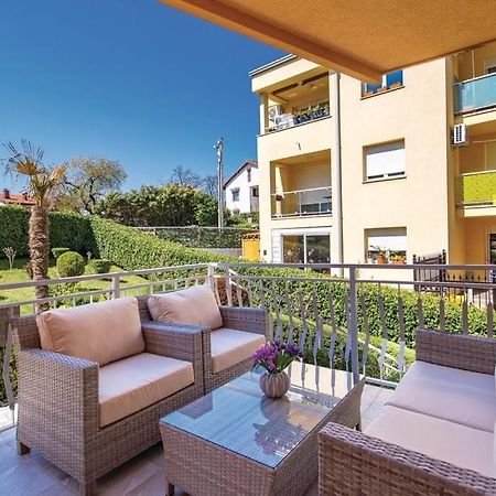 Апартаменти Apartman Viskovo-Opatija 4* Екстер'єр фото