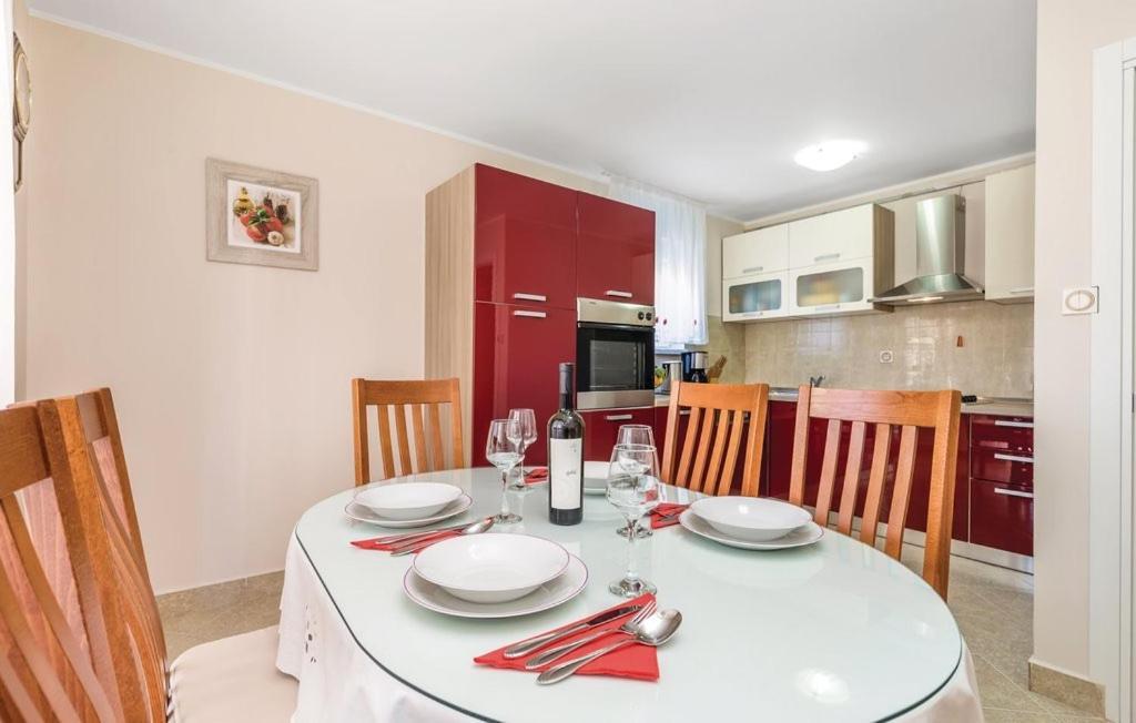 Апартаменти Apartman Viskovo-Opatija 4* Екстер'єр фото