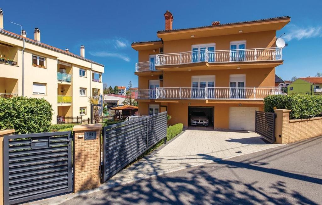 Апартаменти Apartman Viskovo-Opatija 4* Екстер'єр фото